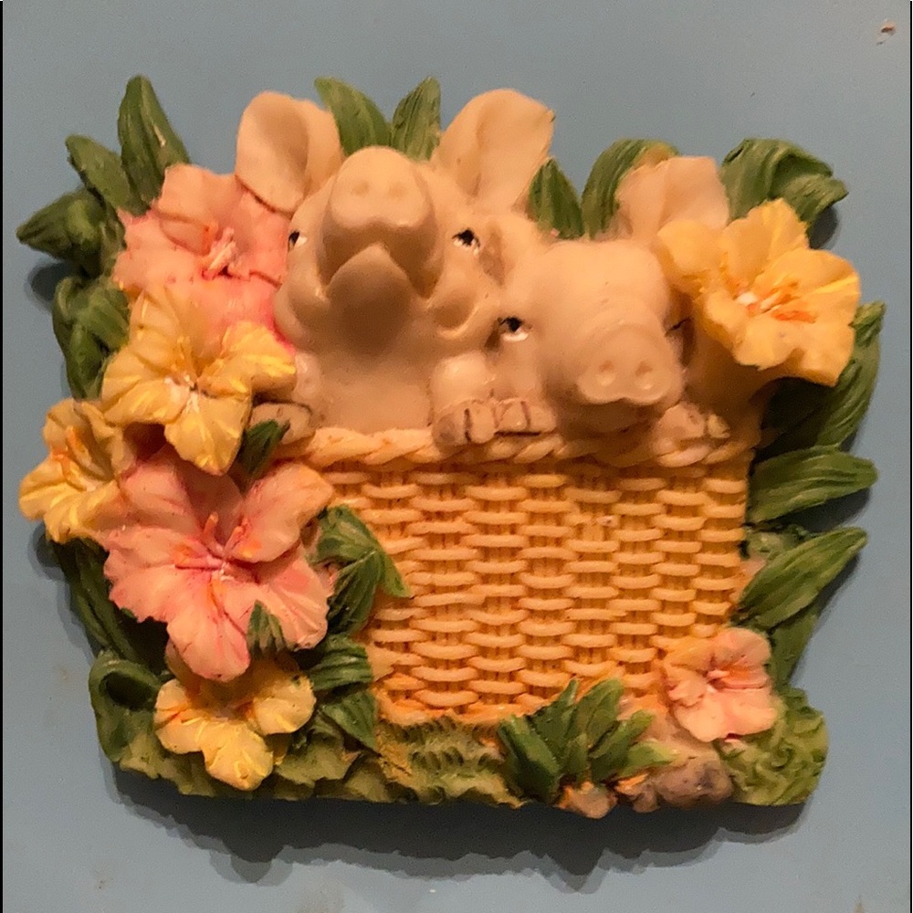 Pig cooks magnets make nice gift for pig lovers